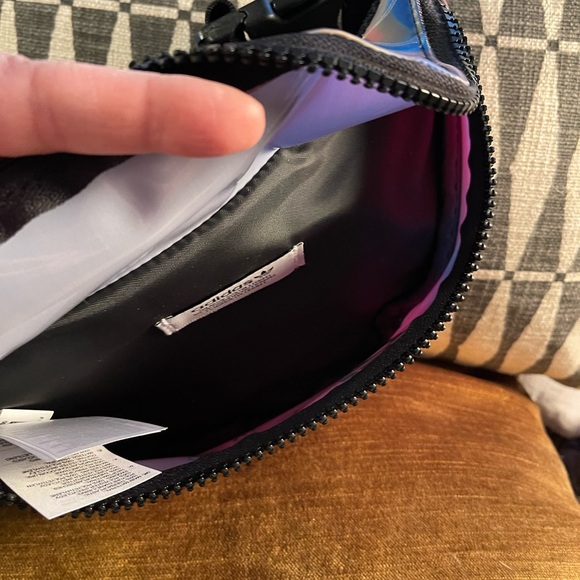 Adidas originals Holographic bum bag . Hip pack . Fanny pack - Picture 6 of 7